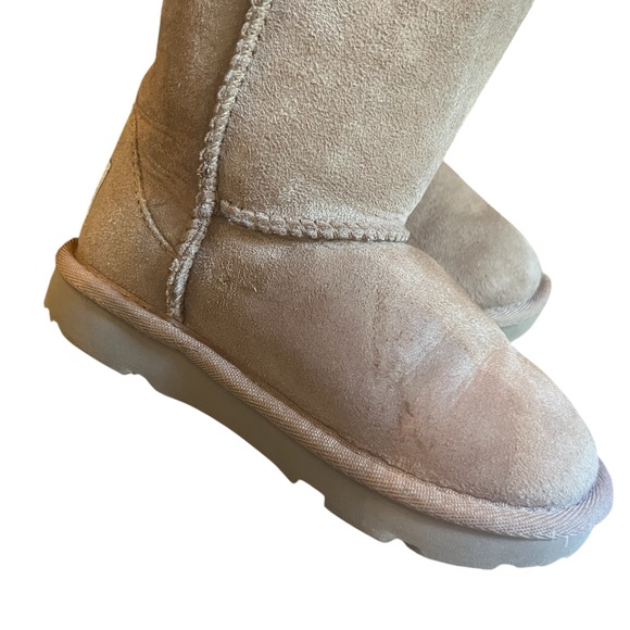 UGG Classic II Toddler Boots Size 9 - Picture 7 of 7